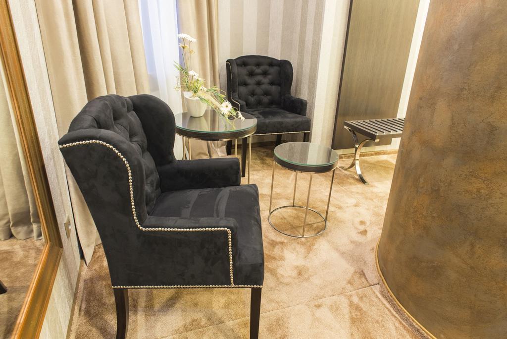 Hotel Europa Каліш Екстер'єр фото